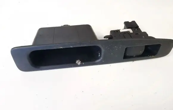 Nissan Qashqai Electric window control switch 82950 25411jd000