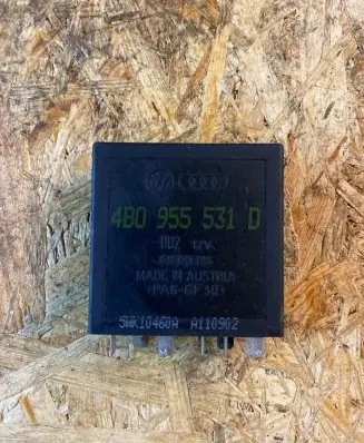 Audi A6 S6 C5 4B Other relay 4B0955531D A110902 5WK10460A