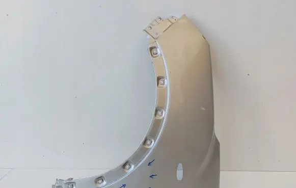 SsangYong Tivoli Fender