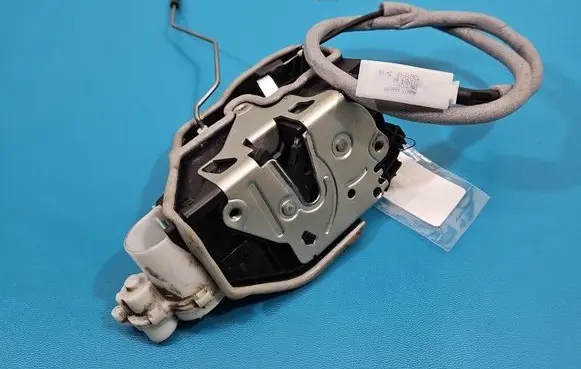 BMW X6 E71 Front door lock 1798559877 IMPRK1541529
