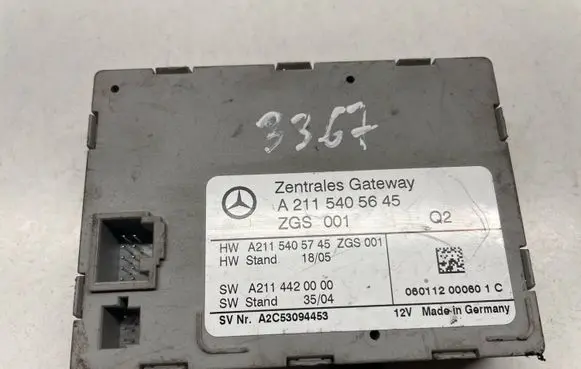 Mercedes-Benz E W211 Door central lock control unit/module 2115405645 A2115405645