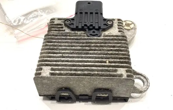 Peugeot 3008 II Other control units/modules 9839967780