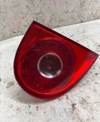 Volkswagen Golf V Tailgate rear/tail lights 285001 P0EAB