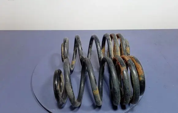 Opel Vivaro Rear coil spring