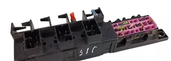 Volkswagen Golf IV Fuse box set 8L0941822