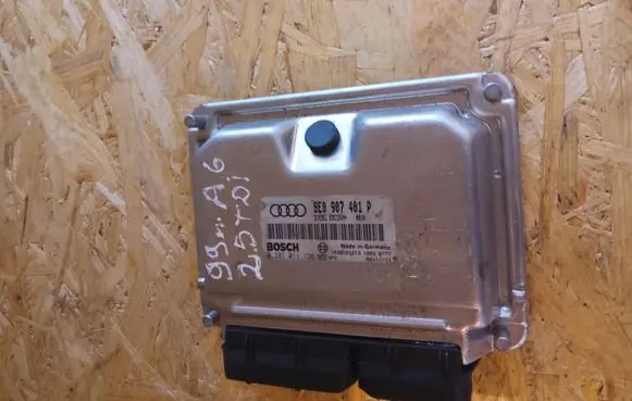Audi A6 S6 C5 4B Engine control unit/module 8E0907401P 0281011136