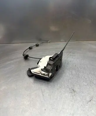 Skoda Octavia Mk3 (5E) Front door lock 5E1837016