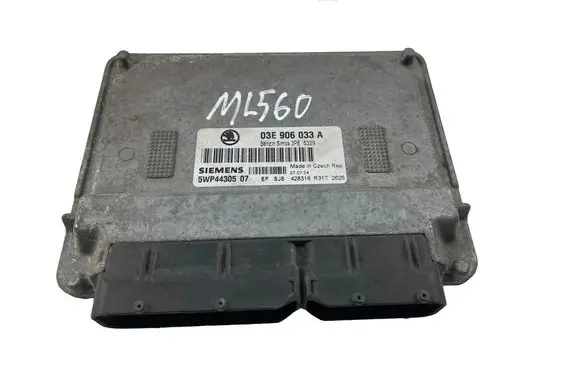 Skoda Fabia Mk1 (6Y) Engine control unit/module 03E906033A