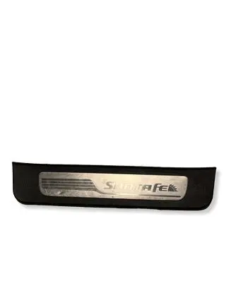 Hyundai Santa Fe Front sill trim cover 858952B500