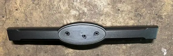 Ford Ranger Dash center air vent grill EB3B8B479B