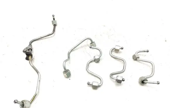Renault Laguna III Fuel injector supply line/pipe 