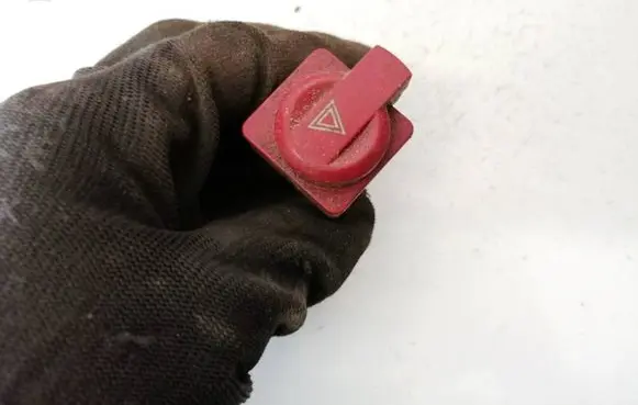 KIA Sorento Hazard light switch 60519