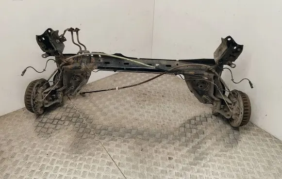 Renault Clio IV Rear axle beam 