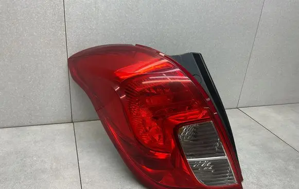 Rear/tail lights