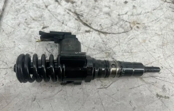 Skoda Superb B6 (3T) Fuel injector 03G130073G 0414720404
