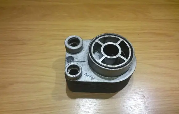 Engine oil radiator