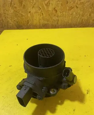 Mercedes-Benz E W211 Mass air flow meter A6460940048 6460940048