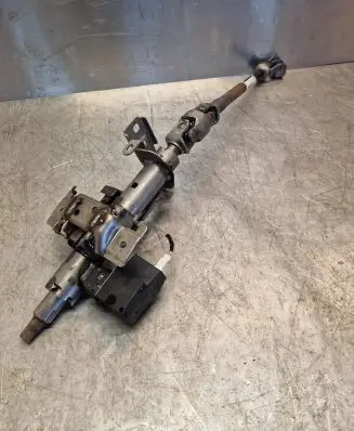 Steering wheel axle set