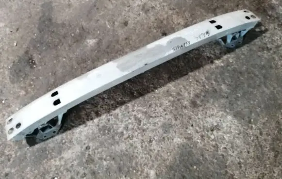 Toyota Avensis T250 Rear bumper cross member 