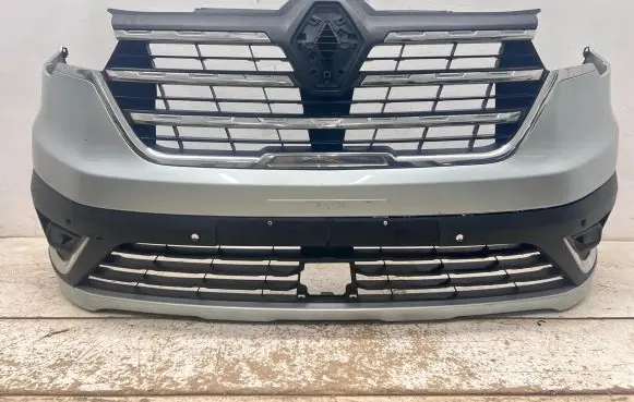 Renault Trafic III (X82) Front bumper 620220941R