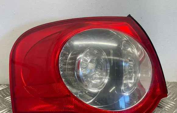 Volkswagen PASSAT B6 Rear/tail lights 3C9945095N