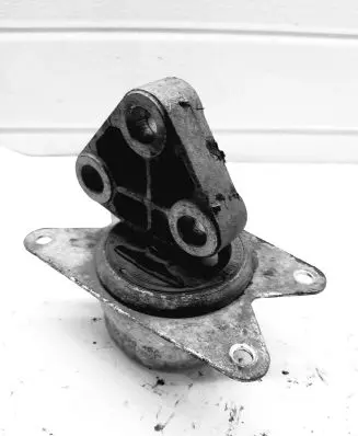 Opel Astra G Gearbox mount 9057457