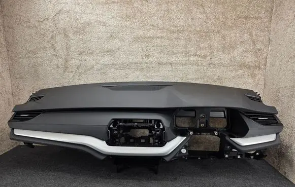 Skoda Octavia Mk4 Dashboard 5E3880204G 5E8857007AB