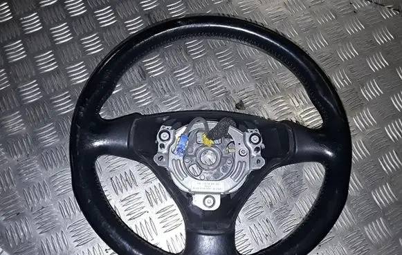 Audi TT Mk1 Steering wheel 1013149930