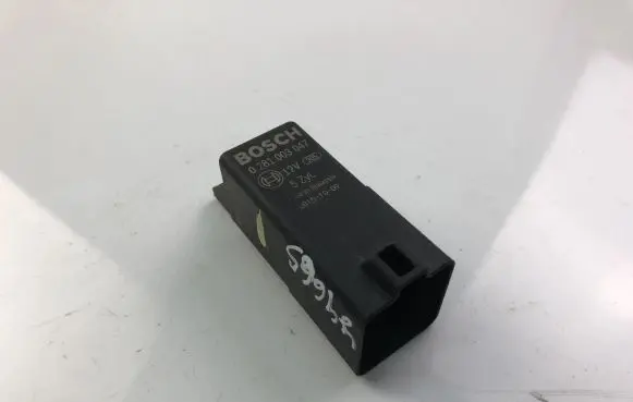 Volvo V50 Other relay 0281003047