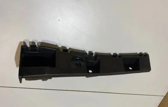 Ford Mustang VI Front bumper mounting bracket FR3B16C067AC