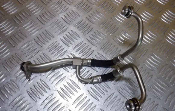 Audi A8 S8 D5 Turbo turbocharger oiling pipe/hose 0P2145140