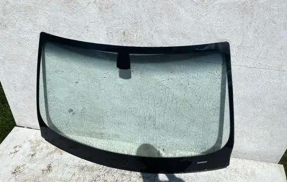 BMW 3 E92 E93 Front windscreen/windshield window 43R010242