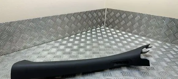 Jeep Grand Cherokee (A) pillar trim P1GG51DX9AE