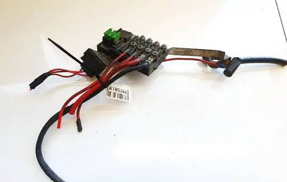 Audi A3 S3 8L Positive cable (battery) 