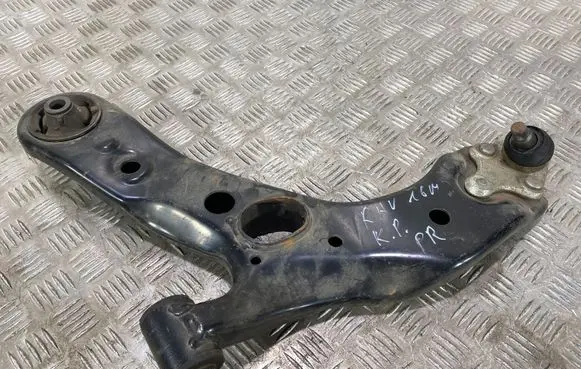 Toyota RAV 4 (XA40) Front lower control arm/wishbone