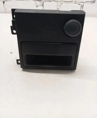 Volkswagen Transporter - Caravelle T4 Ashtray (front) 7D0857305B