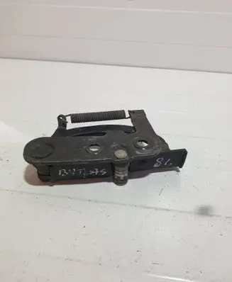 Volkswagen New Beetle Tailgate/trunk/boot lock/catch/latch 1827511B