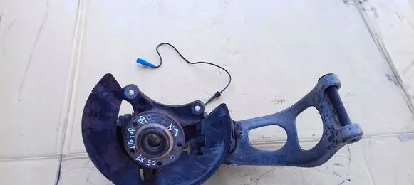 Citroen C5 Front wheel hub spindle knuckle