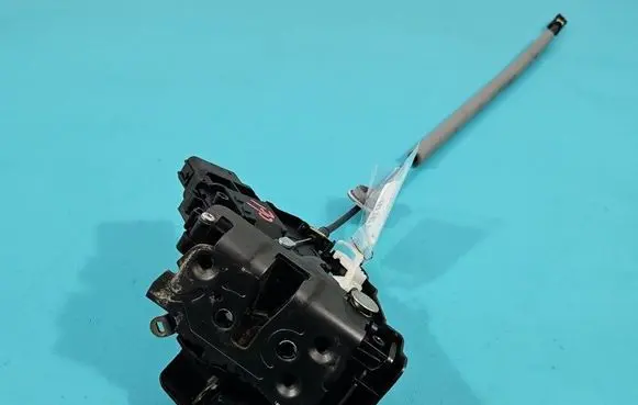 Volvo XC60 Front door lock 30799302 IMPRK1593141
