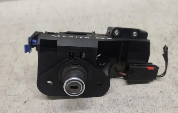 Opel Meriva A Tailgate exterior lock 09183495