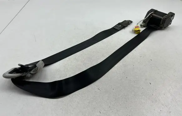 Volkswagen Caddy Front seatbelt 2K0857806B 65591 33042464