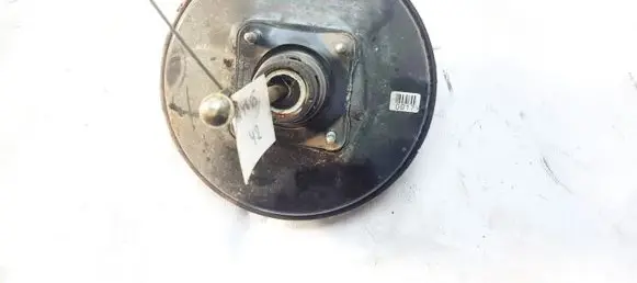 Volkswagen Golf III Brake booster 1h1612105a