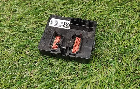 Volkswagen Tiguan Steering angle sensor 1K0959542B