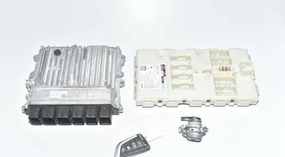 BMW X3 G01 Engine ECU kit and lock set 5A69A46 8592462 5A2F299