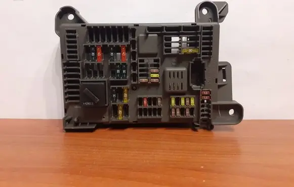 BMW X5M E70 Fuse box set 4726 693168704