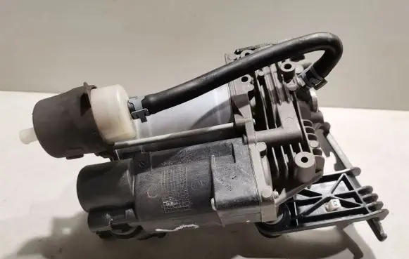 Jaguar XJ X351 Air suspension compressor/pump AW933B484AF