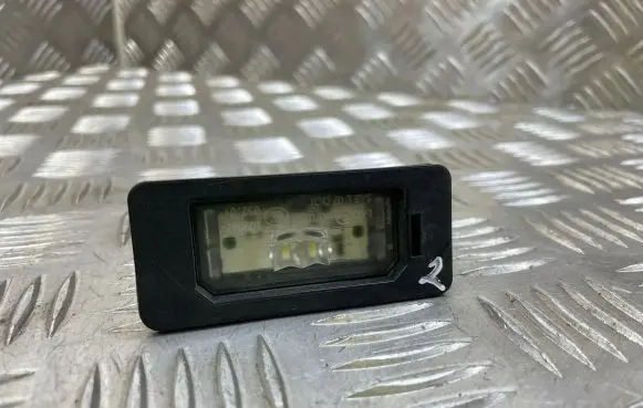 BMW 5 G30 G31 Number plate light 63267410302 7410302