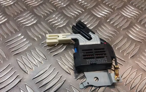 Lexus RX 450H Sensor 9098005378 17100002594