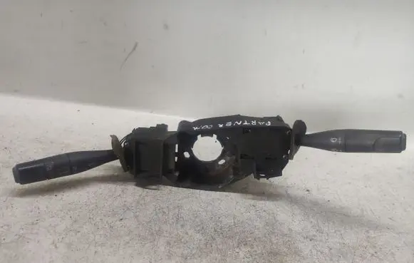 Peugeot Partner Wiper turn signal indicator stalk/switch 61557114 34388501 9620376580