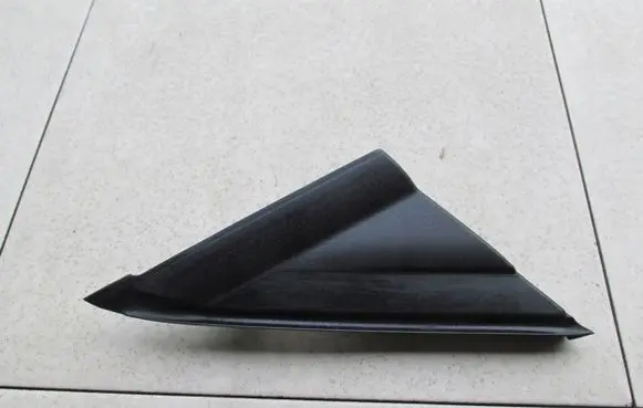 Ford Mondeo MK IV Front arch trim 